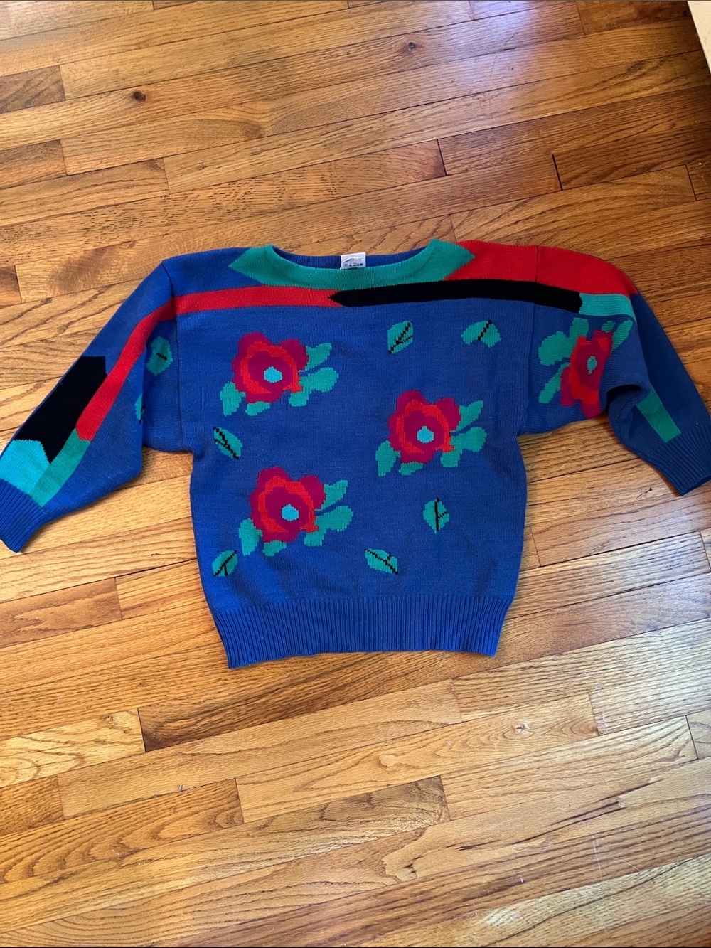 Blue Floral Crewneck Sweater - Bold Red Rose Knit